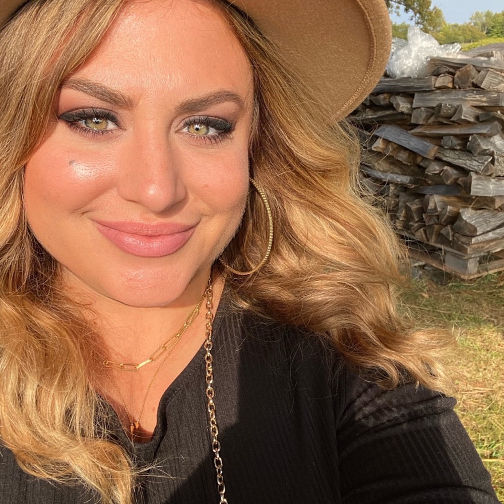 Meet your Posher, Lindsay